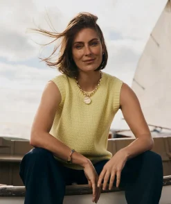 Back Button Tuck Stitch Knit Vest