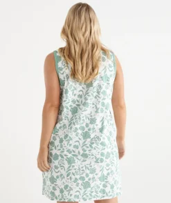Floral Pattern Sleeveless Nightie