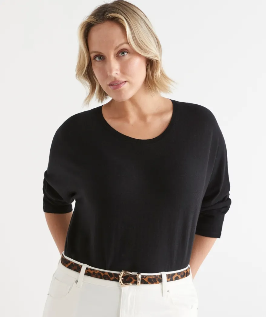 Gold Buckel Animal Leather Belt