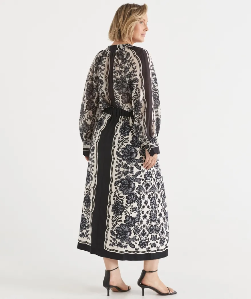 Noir Bloom Button Midi Skirt