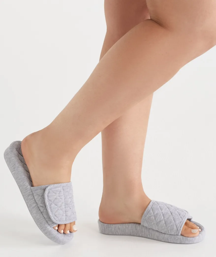 Quilted Adjustable Slipper