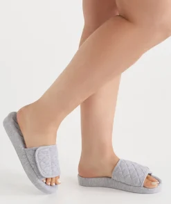 Quilted Adjustable Slipper