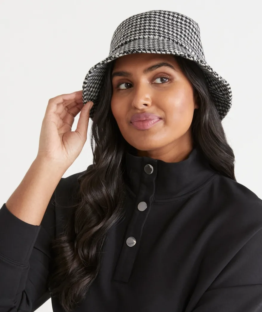 Reversible Check Print Bucket Hat